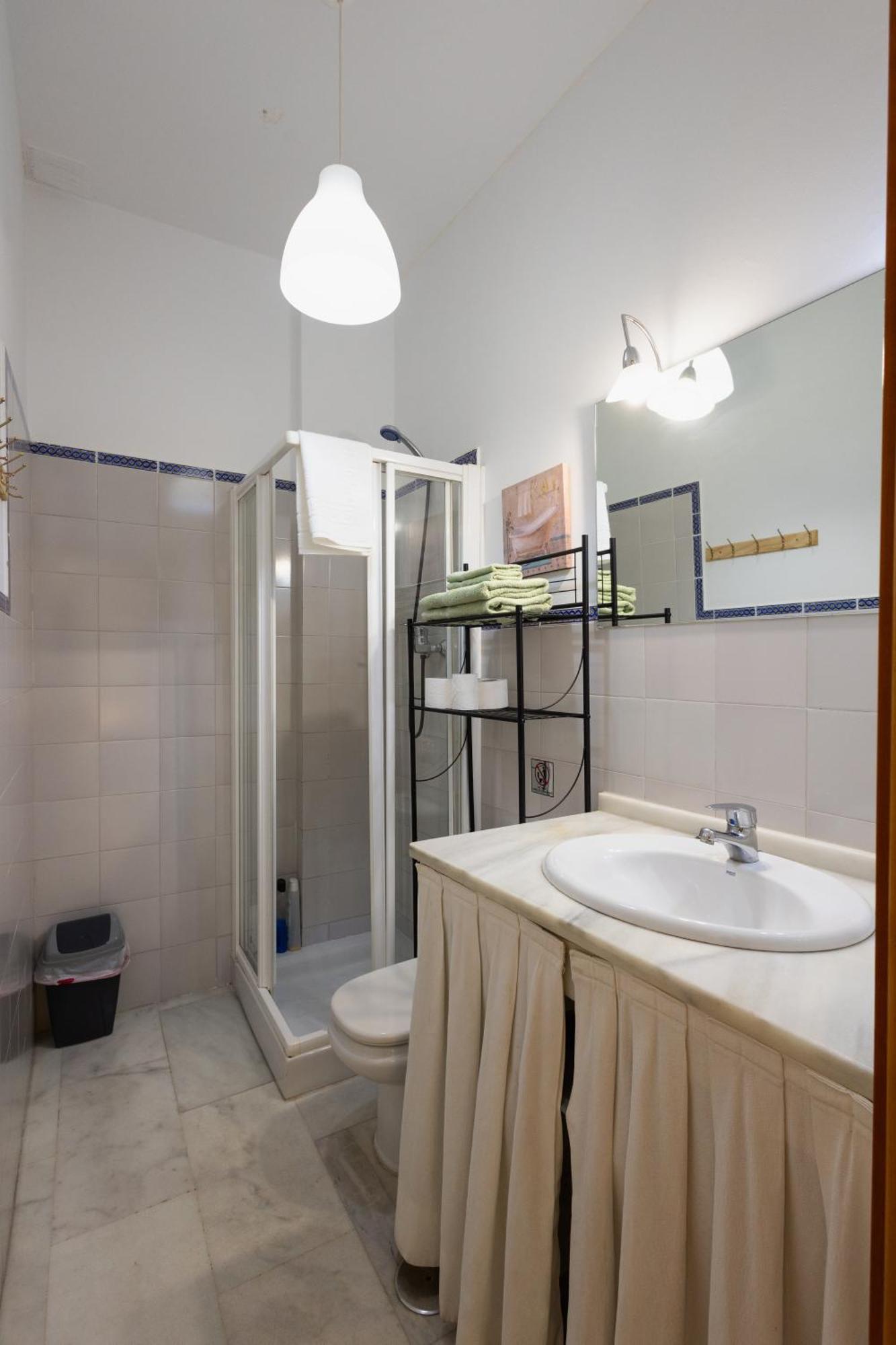Apartamento Acogedor En Triana Seville Ngoại thất bức ảnh